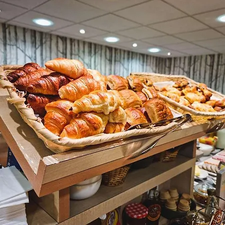 Ibis Styles Centre Historique 3* Кан