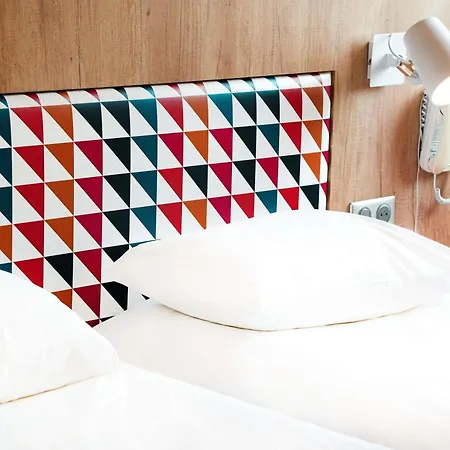 Hotel Ibis Styles Centre Historique 3*