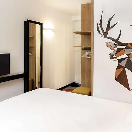 Ibis Styles Centre Historique Hotel 3*
