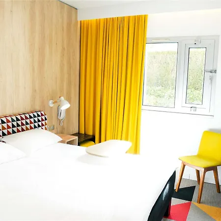 Ibis Styles Centre Historique Hotel 3*