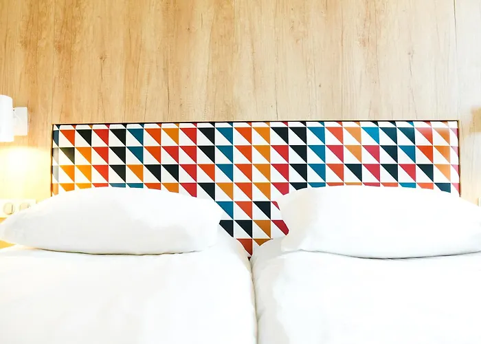 Ibis Styles Centre Historique Hotel 3*