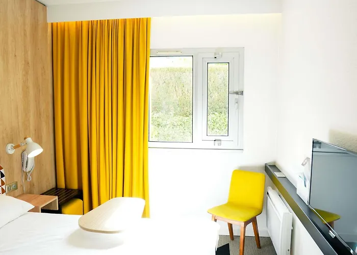 Ibis Styles Centre Paul Doumer Hotel 3*