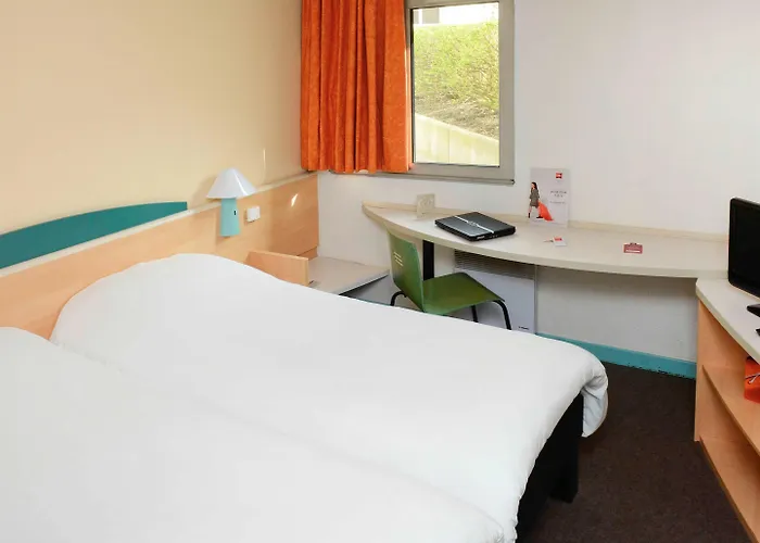 Ibis Styles Centre Historique 3*