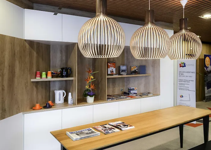 Ibis Styles Centre Historique Hotel 3*